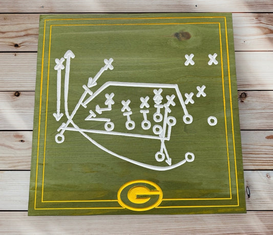 Green Bay Packer "Power Sweep" Home Decor 16"